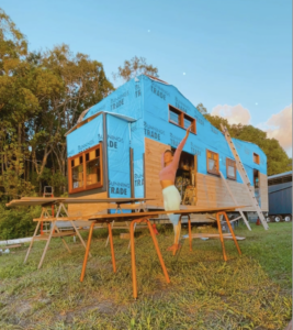 MV Tiny home curved roof -d7b699d9